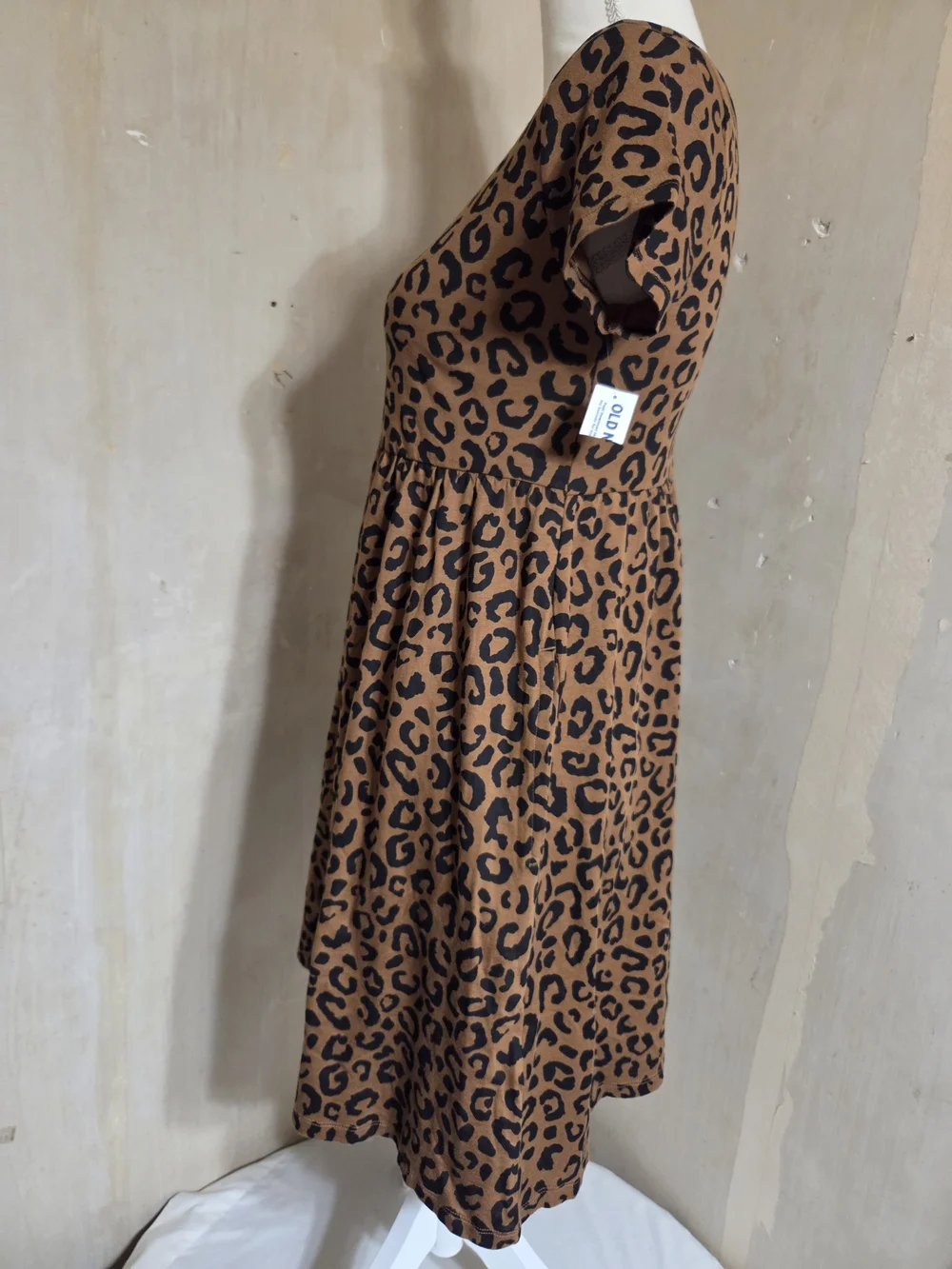 Girl's Old Navy Leopard Print Short Sleeve Dress